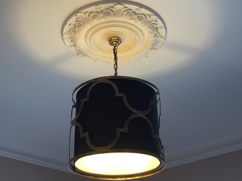 The Bijou Hotel Harrogate Bagian luar foto