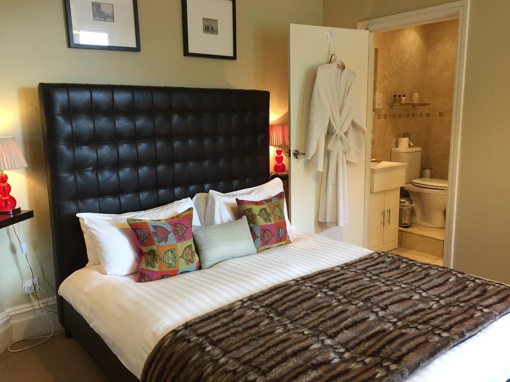 The Bijou Hotel Harrogate Bagian luar foto