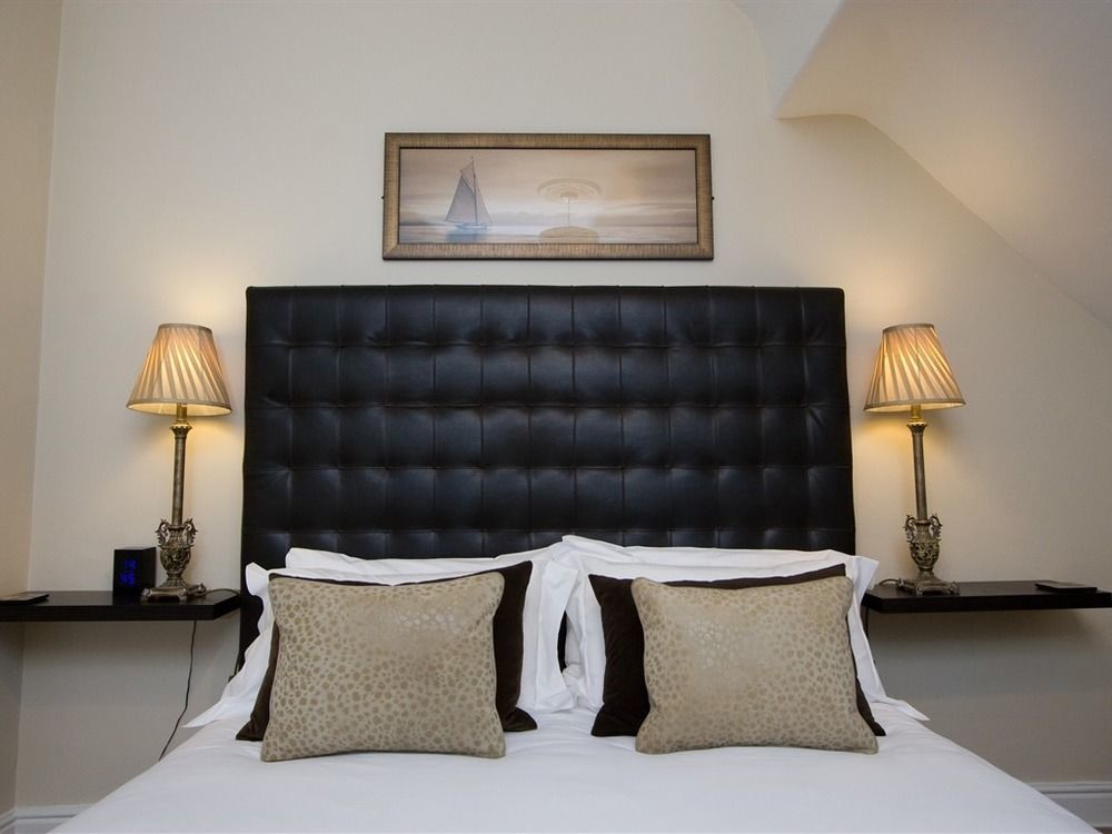 The Bijou Hotel Harrogate Bagian luar foto