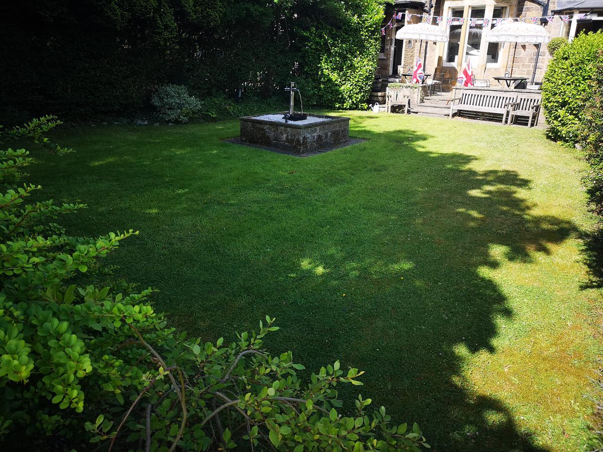 The Bijou Hotel Harrogate Bagian luar foto