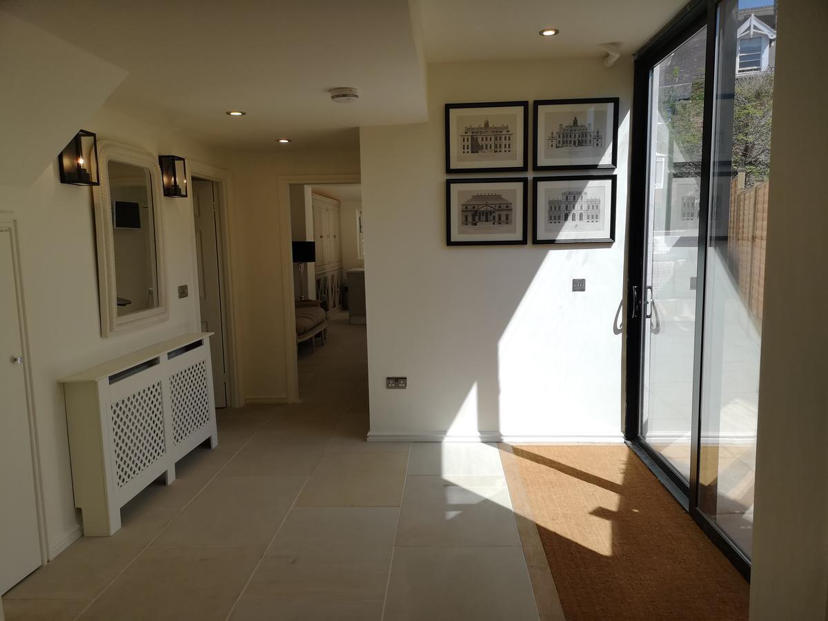 The Bijou Hotel Harrogate Bagian luar foto