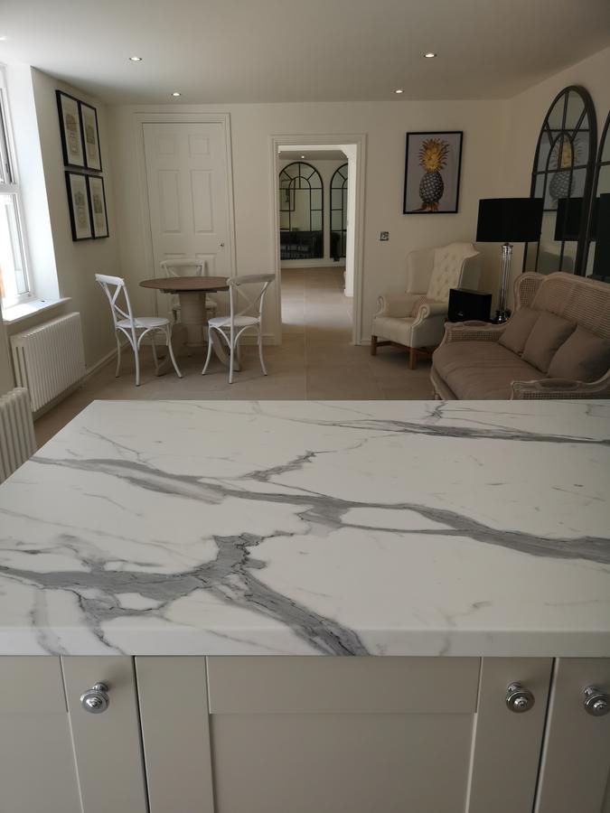 The Bijou Hotel Harrogate Bagian luar foto