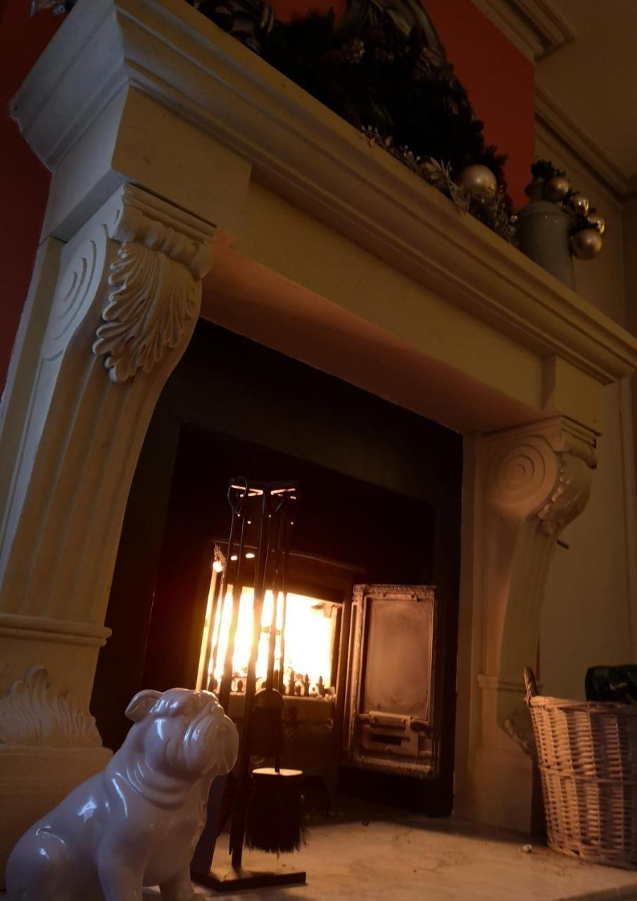 The Bijou Hotel Harrogate Bagian luar foto